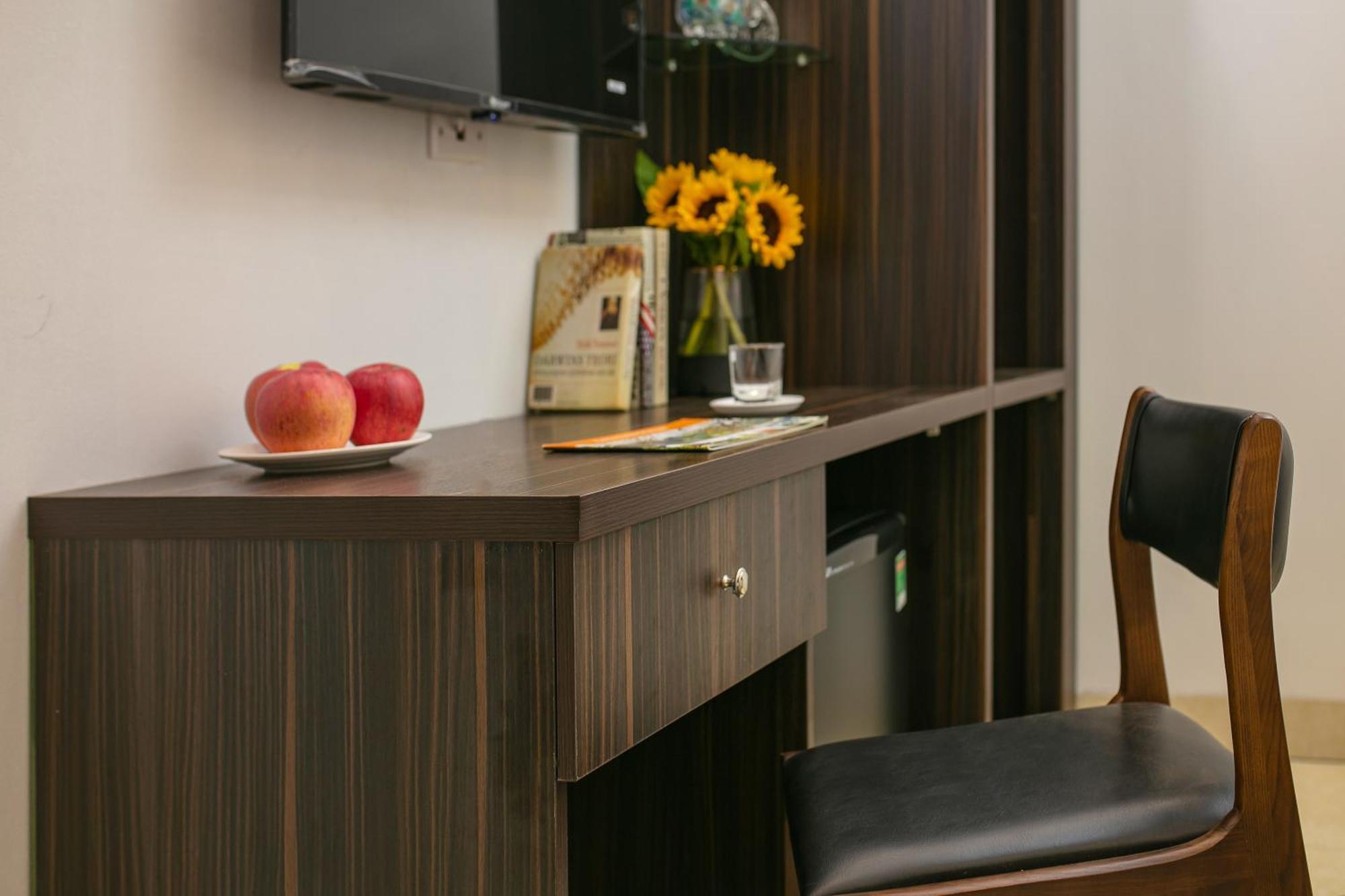 Hanoi Airport Inn & Suites Exteriör bild