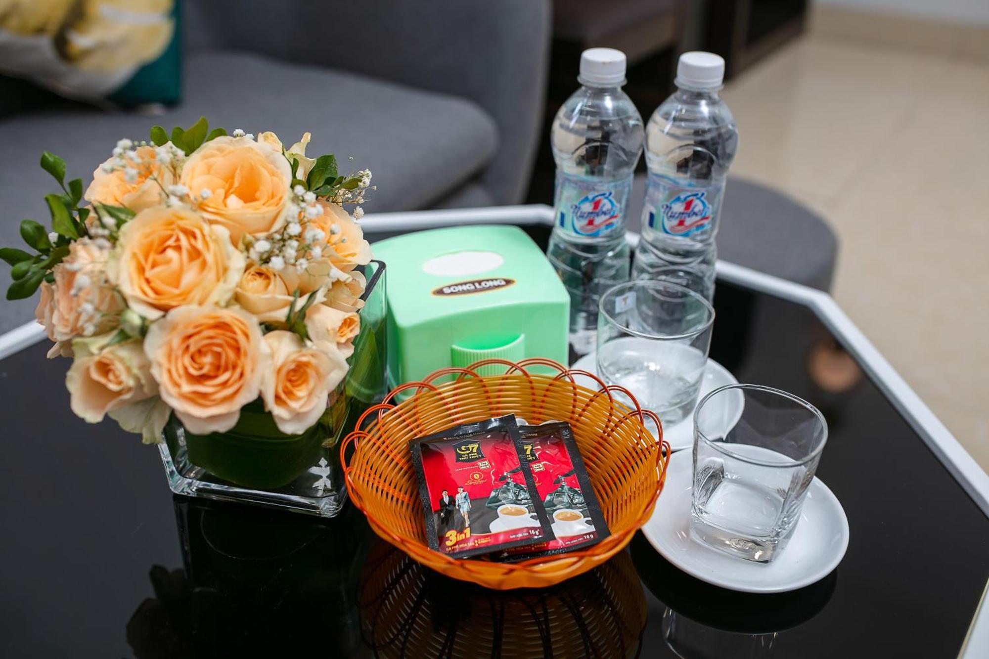 Hanoi Airport Inn & Suites Exteriör bild